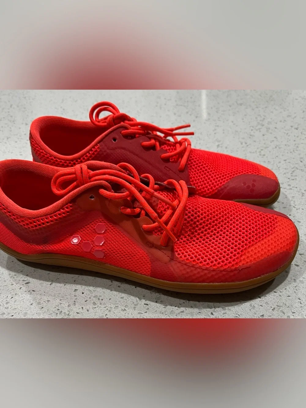 Vivobarefoot Primus Lite III WomensBarefoot Shoes Vibrant Red Size5.5/6 EUR 36